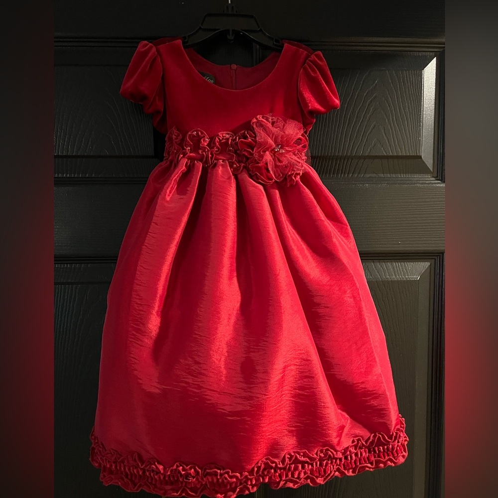 Baby's Isobella and Chloe red short sleeve formal dress, Size 24 months